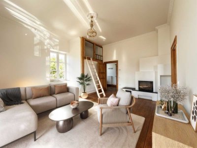 Stilvoller Altbau mit modernen Akzenten und gehobener Ausstattung!