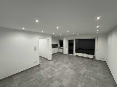 Geschmackvolle 1,5-Zimmer-Erdgeschosswohnung mit geh. Innenausstattung mit Balkon und EBK