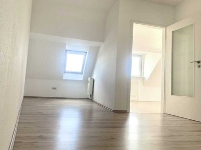 2 Zi.-Whg, an langfristige seriöse Mieter Dachgeschoss mit Blick auf den Elm