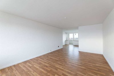 HEGERICH: Lichtdurchflutete 3 Zimmerwohnung mit wunderschönem Blick über Nürnberg!