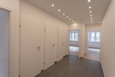 ERSTBEZUG NACH KERNSANIERUNG - Smart aufgebaute 4 Zimmer Eigentumswohnung in 1160 Wien - bezugsfertig und provisionsfrei!