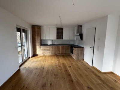 Exklusives Penthouse mit 3 Zimmern und Balkon in Kempten-Haubenschloß