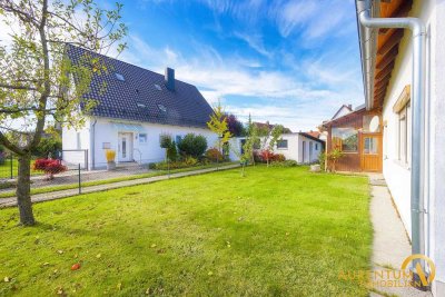 SOFORT FREI: Ein- bzw. Zweifamilienhaus mit großem Garten, Garage, voll unterkellert - zu verkaufen