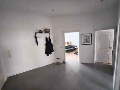 Hildesheim: Helle 2-Zimmer-Wohnung mit Balkon im 1. OG