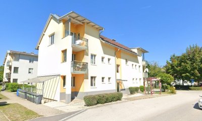 2-ZIMMER-BALKONWOHNUNG IM OBERSTEN STOCK IN SCHWERTBERG!