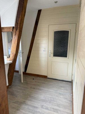 Sanierte 3-Zimmer-Wohnung mit EBK in Neustadt