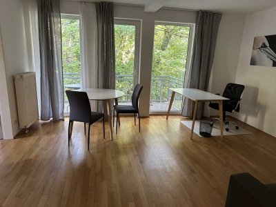 Südviertel-Kernstadt, Gepflegtes 2Zi.-Appartement mit Balkon, Parkett und Blick ins Grüne