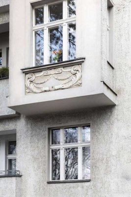 Helle 2-Zimmer-DG-Wohnung mit Balkon und gut geschnittenem Grundriss, ideal zum künftigen Eigennutz!