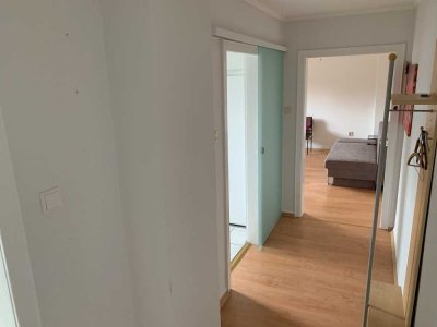 1,5-Zimmer-Wohnung mit Teil Möbliert in Duisburg Uni Nähe