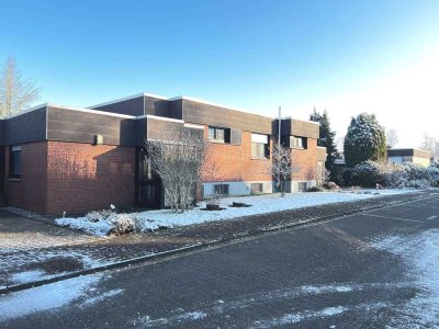 Attraktive Lage in Olfen: Zwei Bungalows für Wohnen & Arbeiten oder Generationenwohnen !