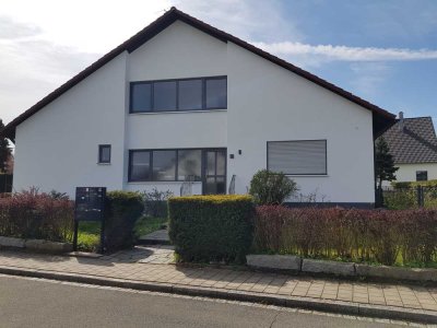 Gepflegte 1-Zimmer-Wohnung mit Einbauküche in Obermichelbach für Wochenendpendler