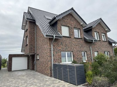 Exklusive Neubau-Doppelhaushälfte in Rheinberg-Millingen