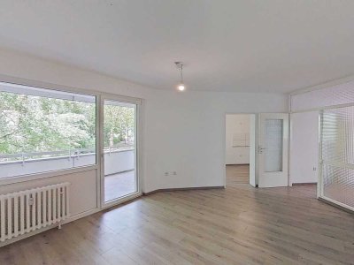 Geräumige 4-Zimmer-Wohnung mit BALKON und modernem Wannenbad