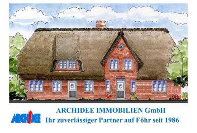 *Traumhafte Reetdachhaushälften in Nieblum*