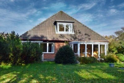 Solides, familiengerechtes Wohnhaus in Hockensbüll mit Garage und schönem Grundstück