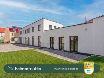 Hochwertige Doppelhaushälfte mit großzügiger 24 m² Terrasse | Erstbezug nach Kernsanierung
