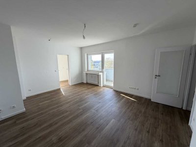 Helle 1-Zimmer-Wohnung mit separater Küche und Balkon! - bitte keine Anrufe