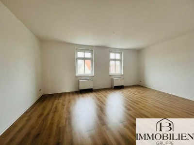 Frisch renoviert, ruhig und idyllisch gelegen und mit Balkon!