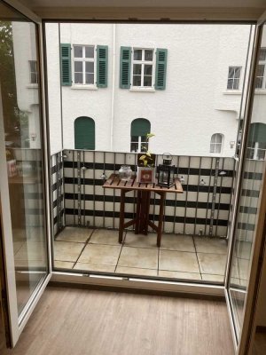 Schöne 2-Zimmer-Wohnung mit EBK in Wuppertal