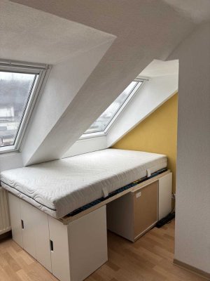 Studentenwohnung mit Dachterasse in zentraler Lage von Bonn - 2 Minuten zur Uni