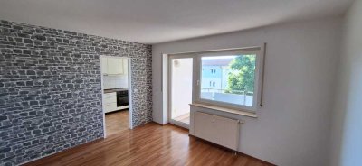 Kleine 3,5 Zimmer-Wohnung mit Tageslichtbad und Westbalkon in zentrumsnaher Wohnlage von Müllheim