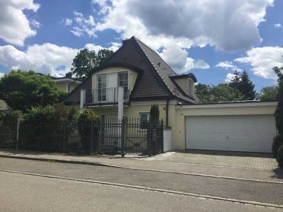 Direkt vom Eigentümer: Exclusives Einfamilienhaus in absolut ruhiger Lage Grünwalds
