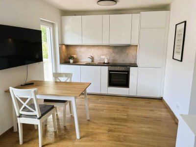 Modernisierte & sanierte 1-Zimmer-Wohnung, neu möbelliert;  34m², Balkon im 2. OG, inkl. Stellplatz