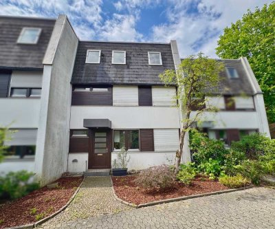 Frisch renoviert, clever geplant: Familienfreundliches Reihenhaus mit Stil und Substanz