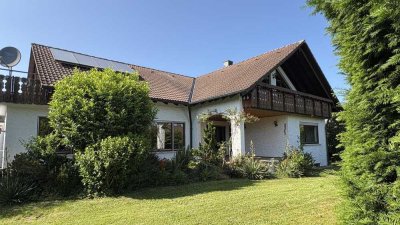 2 Familien-Wohnhaus in ruhiger und bevorzugter Aussichtslage!