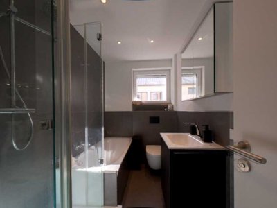 Neuwertige 4-Zimmer-Wohnung mit Balkon und EBK in Aschaffenburg