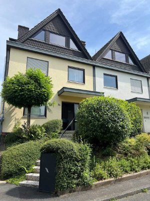 Verkauf eines Einfamilienhauses- 2 Garagen-