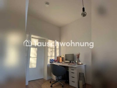 Tauschwohnung: Schöne 2-Raum Wohnung mit Balkon gegen 3-Raum Wohnung