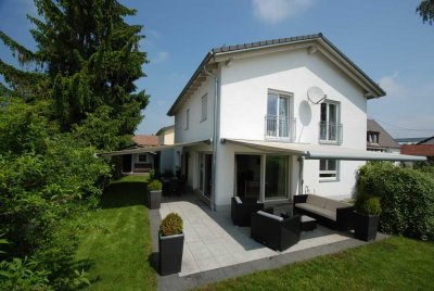 Freistehendes Einfamilienhaus in Landsham - ideal für eine Familie mit 2 Kindern
