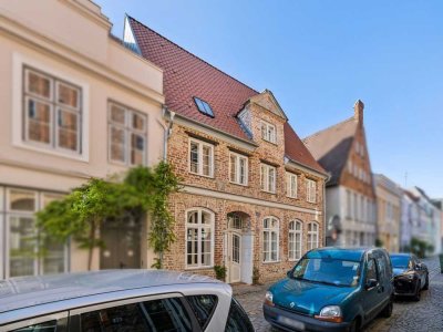 Liebevoll saniertes Mehrfamilienhaus mit 7 Wohneinheiten auf der Altstadtinsel  - Kulturdenkmal!