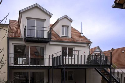 Handschuhsheim – kernsanierte Altbau-Maisonette mit Kamin, Terrasse und besonderem Grundriss