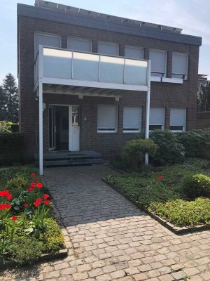 Schöne 2-Zimmer-Wohnung mit Einbauküche und Balkon in Borken-Weseke