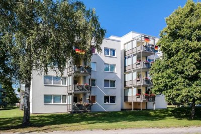 Moderne 3‑Zimmer‑Wohnung im Erdgeschoss mit großer Essdiele und Balkon in Detmerode