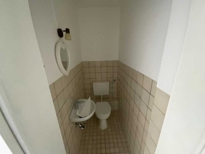 Familienwohnung mit Wanne und Balkon