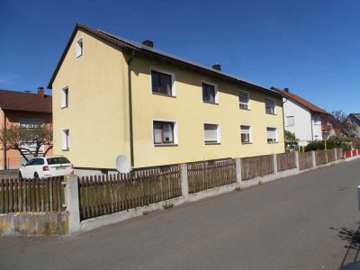 2-Zimmer Wohnung im 1. OG mit Stellplatz in Weiden-Ullersricht