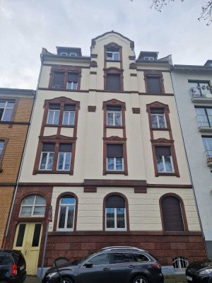 9-Parteien Mehrfamilienhaus in Offenbach Stadtmitte mit 646 m² Wfl