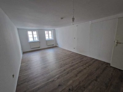 Historisch umhüllte 2-Zimmer-Wohnung in Marburger Oberstadt