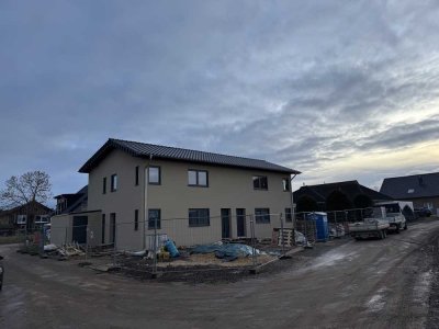 Neubau 3-Zimmer-Wohnung in Zülpich-Sinzenich – eigener Eingang & 2 Stellplätze