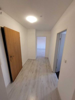 Frisch renovierte, helle 3,5‑Zi.‑Wohnung in Bo.‑Hofstede - 88m², ab sofort (Engl. possible)