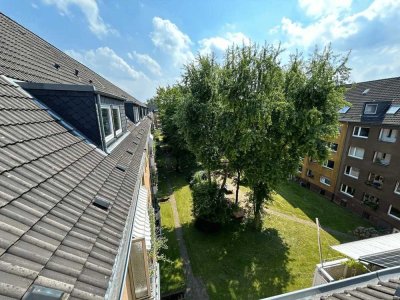 Attraktive Wohnung mit praktischem Grundriss unweit der Pferderennbahn Köln