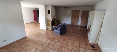 Teilmöblierte 2 Zimmer Wohnung