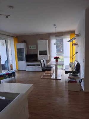 Möbilierte 3 Zi.- Wohnung. ! BESICHTIGUNG AM 27.04.25 von 14.00 - 17.00 Uhr !