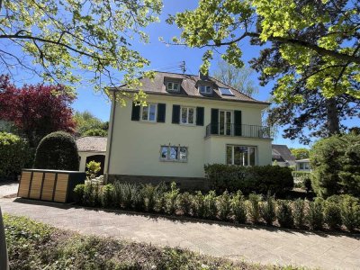 Exklusives Wohnen - kernsanierte Altbauperle – Erstbezug
