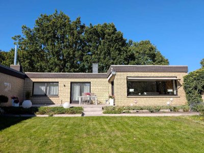 Top gepflegter Bungalow auf Eigentumsgrundstück