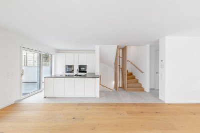 Stilvolle Villa in Ruhelage – mit Garten, Garage &amp; hochwertigem Loftkeller