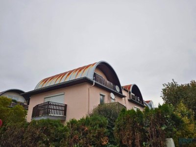 Charmante Großgarconniere mit Balkon und TG- Platz